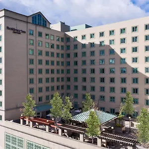 By Marriott University/medical Center 3*, Pittsburgh Estados Unidos